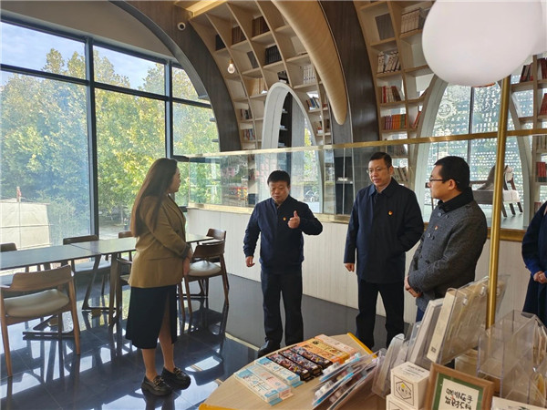 市國資委黨委書記、主任朱平生到市古鎮(zhèn)商旅文公司調(diào)研
